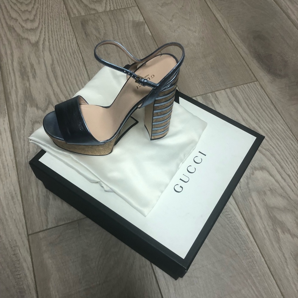 Gucci Heels size 39 (9 in woman )